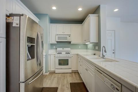 4053 Peninsula Dr, Carlsbad, CA 92010 photo 8