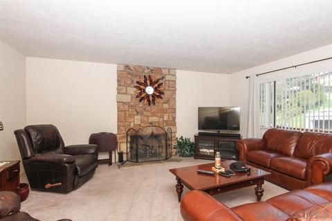 2034 Braidwood St, El Cajon, CA 92020 photo 2