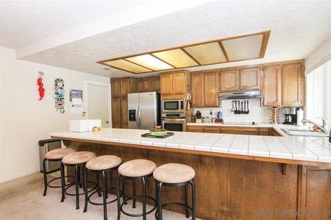2034 Braidwood St, El Cajon, CA 92020 photo 5
