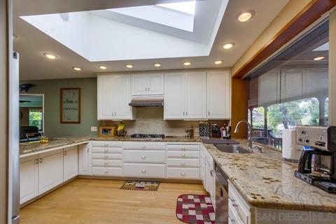 4140 Calavo Dr, La Mesa, CA 91941 photo 8