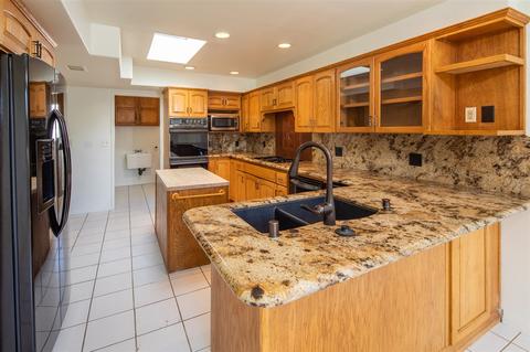 1916 Maplebrook Ct, El Cajon, CA 92019 photo 9