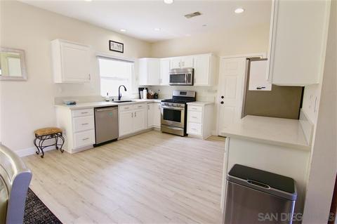 618 Steffy Rd, Ramona, CA 92065 photo 2