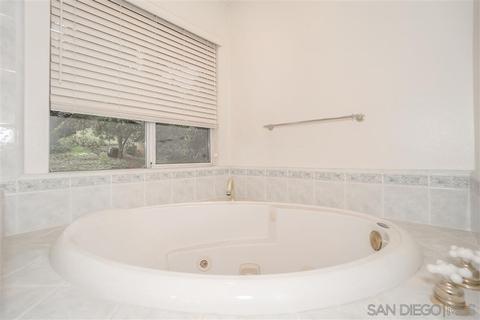 1042 Rice Canyon Rd, Fallbrook, CA 92028 photo 16