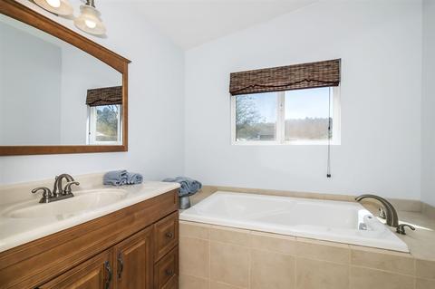 1075 Eucalyptus Dr, El Cajon, CA 92020 photo 17
