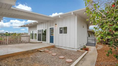 2428 Choya Cyn, Escondido, CA 92025 photo 1