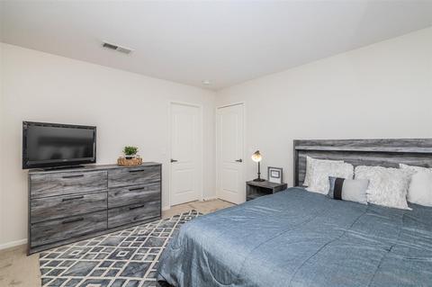 1088 Greenway Rd, Oceanside, CA 92057 photo 16