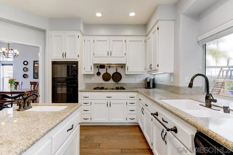 2443 Indigo Dr, El Cajon, CA 92019 photo 11