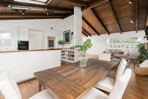466 Zuni Dr, Del Mar, CA 92014 photo 6