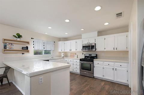 5125 Mendip St, Oceanside, CA 92057 photo 10