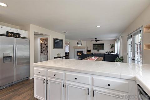 5125 Mendip St, Oceanside, CA 92057 photo 11