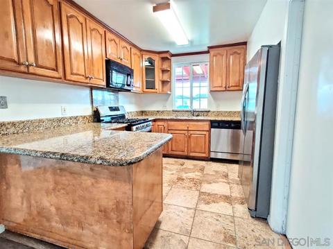 8932 Innsdale Ave, Spring Valley, CA 91977 photo 7