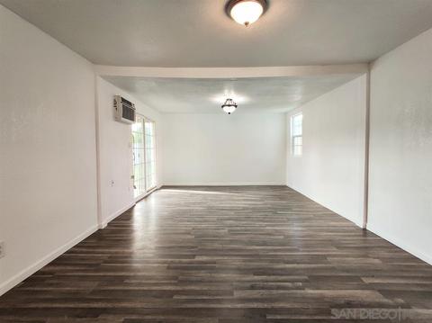 8932 Innsdale Ave, Spring Valley, CA 91977 photo 10