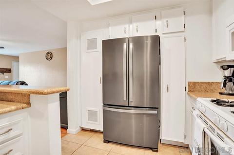 9805 Caspi Gardens Dr #7, Santee, CA 92071 photo 4