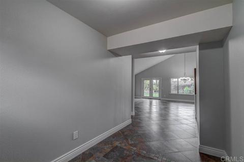 1460 Darwin Dr, Oceanside, CA 92056 photo 4