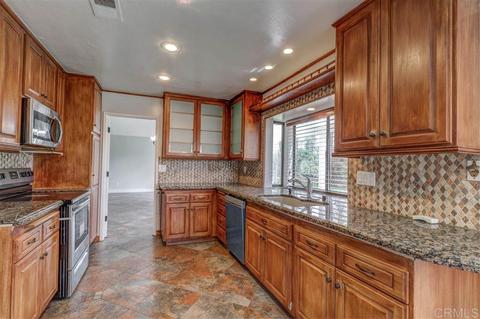 1460 Darwin Dr, Oceanside, CA 92056 photo 11