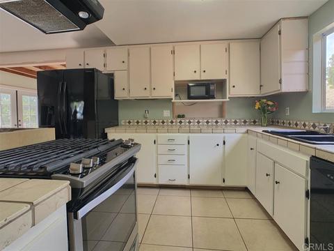 9264 Rock Acre Dr, Lakeside, CA 92040 photo 11