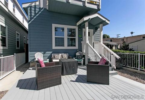 212 S Nevada St, Oceanside, CA 92054 photo 2