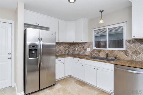 1647 Arabian Way, Oceanside, CA 92057 photo 7