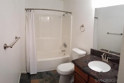 1037 E Washington Ave #4, Escondido, CA 92025 photo 5