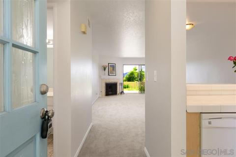 2116 Valleydale Ln, Encinitas, CA 92024 photo 5