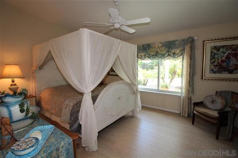 379 Rimhurst Ct, Oceanside, CA 92058 photo 12