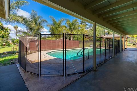 3158 Fair Oaks Ln, Spring Valley, CA 91978 photo 15