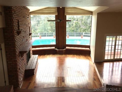 2034 Hidden Crest Dr, El Cajon, CA 92019 photo 2
