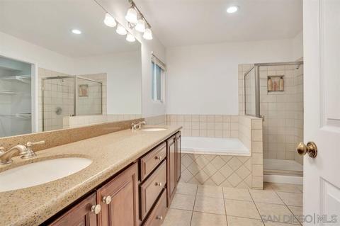 3807 Elderberry Gln, Escondido, CA 92025 photo 15