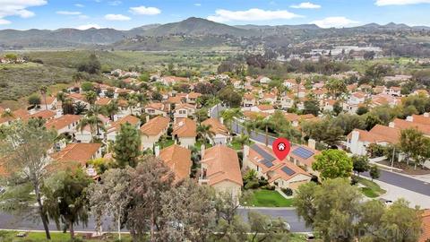 3807 Elderberry Gln, Escondido, CA 92025 photo 2