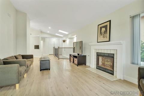 3807 Elderberry Gln, Escondido, CA 92025 photo 4