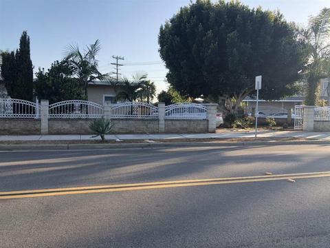 2521 Mesa Dr, Oceanside, CA 92054 photo 3