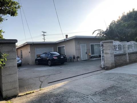 2521 Mesa Dr, Oceanside, CA 92054 photo 2