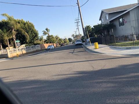 2521 Mesa Dr, Oceanside, CA 92054 photo 4