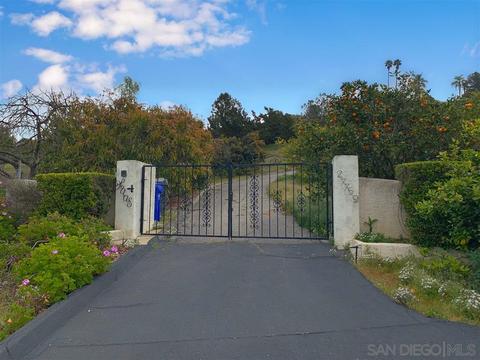 27759 Rosecrest Dr, Escondido, CA 92026 photo 2