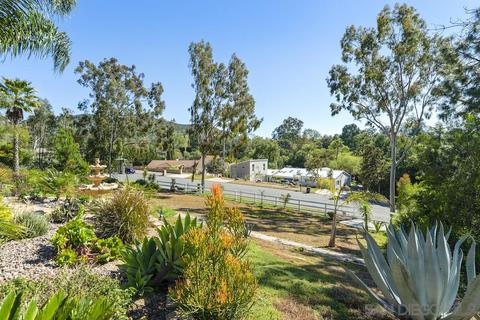 12920 Avenida La Valencia, Poway, CA 92064 photo 2
