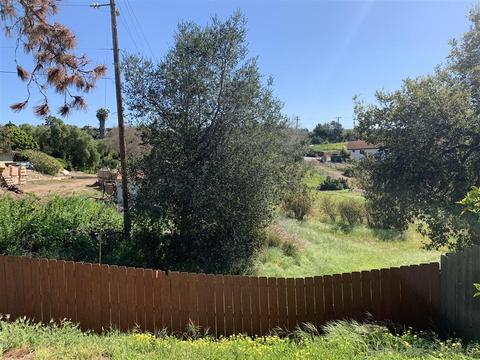 838 Cypress Dr, Vista, CA 92084 photo 7
