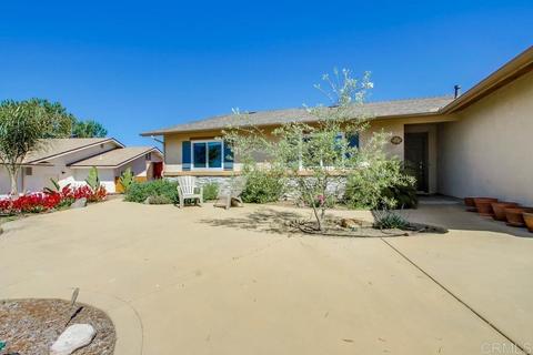 4668 Mystik Rd, Oceanside, CA 92056 photo 2