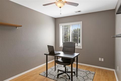 1460 Aliso Pl, Escondido, CA 92027 photo 23