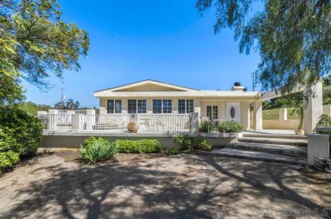 6907 Kellyn Ln, Vista, CA 92084 photo 3