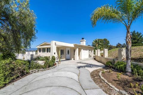 6907 Kellyn Ln, Vista, CA 92084 photo 2