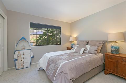 2156 Summit Dr, Escondido, CA 92025 photo 17
