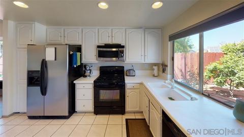 2123 Wind River Rd, El Cajon, CA 92019 photo 6