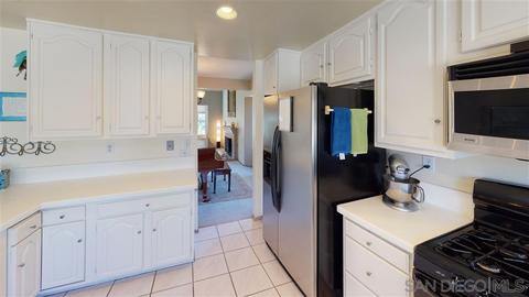 2123 Wind River Rd, El Cajon, CA 92019 photo 7