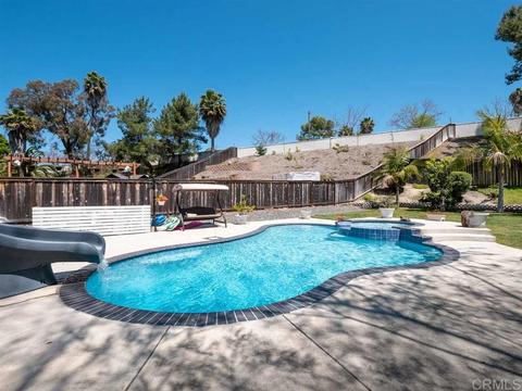 4239 Conquistador, Oceanside, CA 92056 photo 2