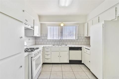1831 Dupont St, Oxnard, CA 93033 photo 7