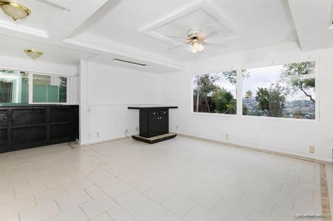 9865 Mozelle Ln, La Mesa, CA 91941 photo 5