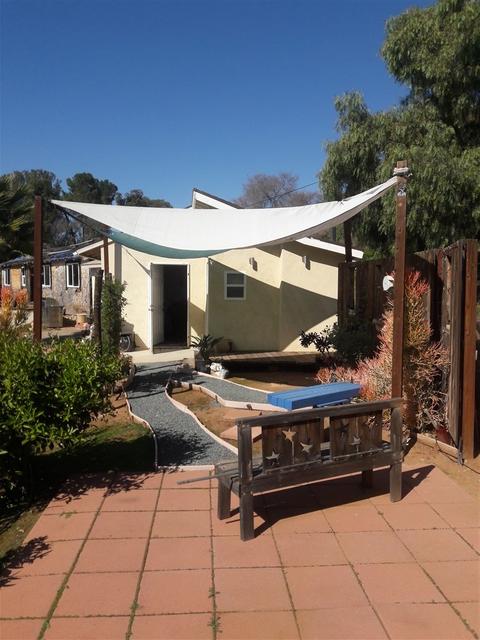 1564 York Dr, Vista, CA 92084 photo 2