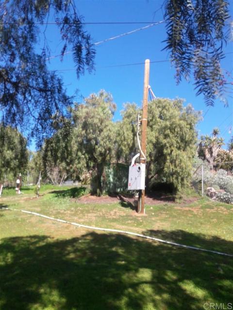 1564 York Dr, Vista, CA 92084 photo 4