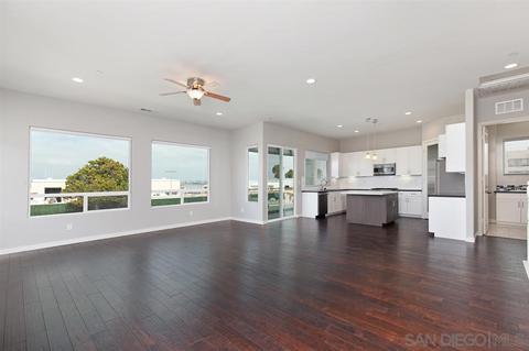 1039 Cherry Ave, Imperial Beach, CA 91932 photo 4