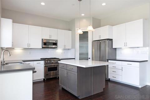 1039 Cherry Ave, Imperial Beach, CA 91932 photo 8